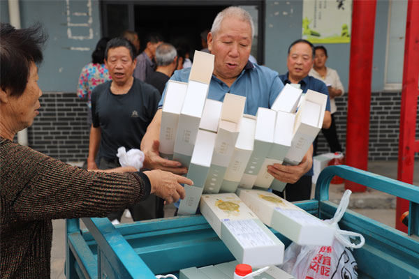 KOK娱乐集團發放中秋福利